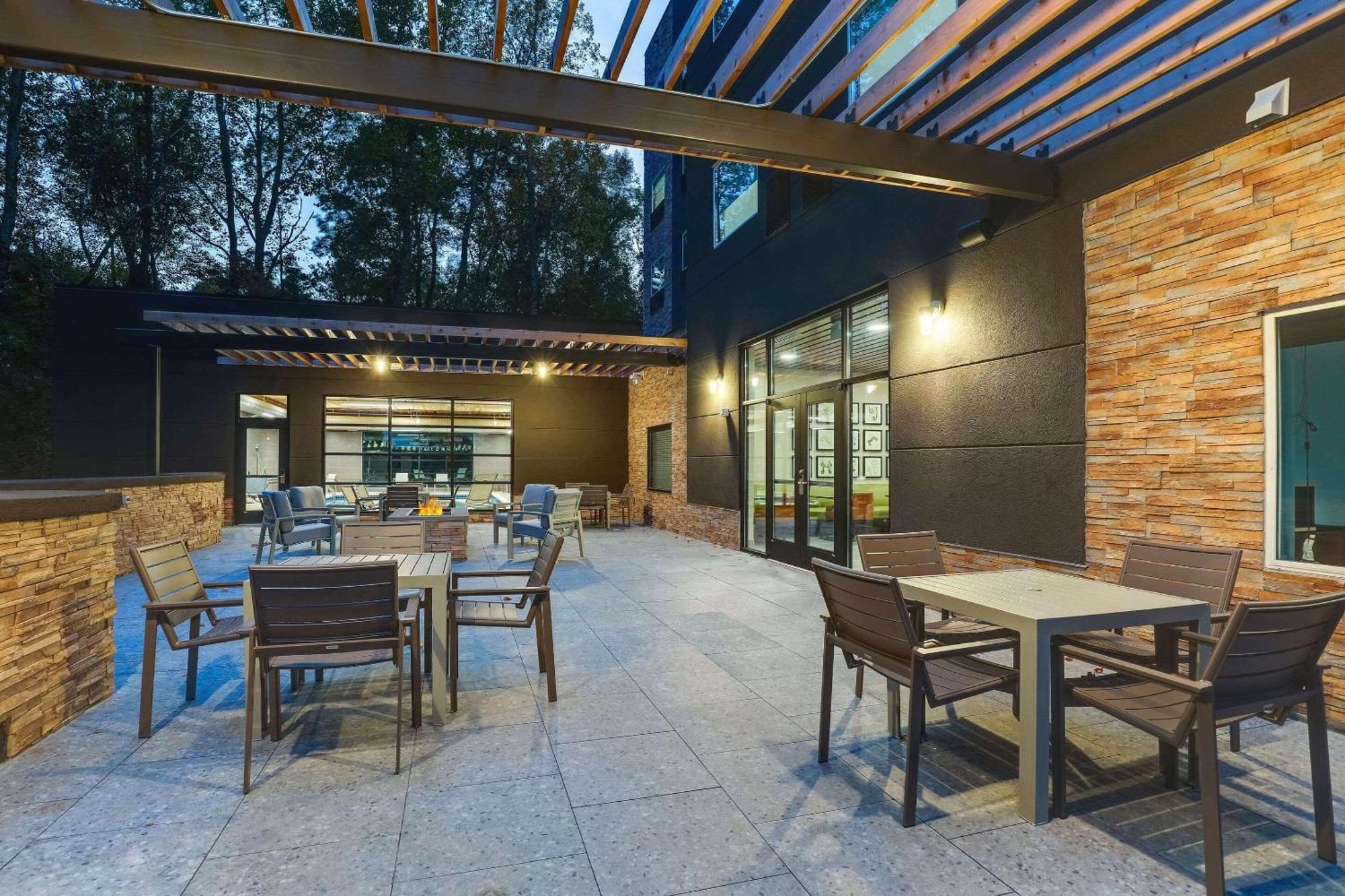 Country Inn & Suites By Radisson, Cumming Near Northside Hospital Forsyth Kültér fotó